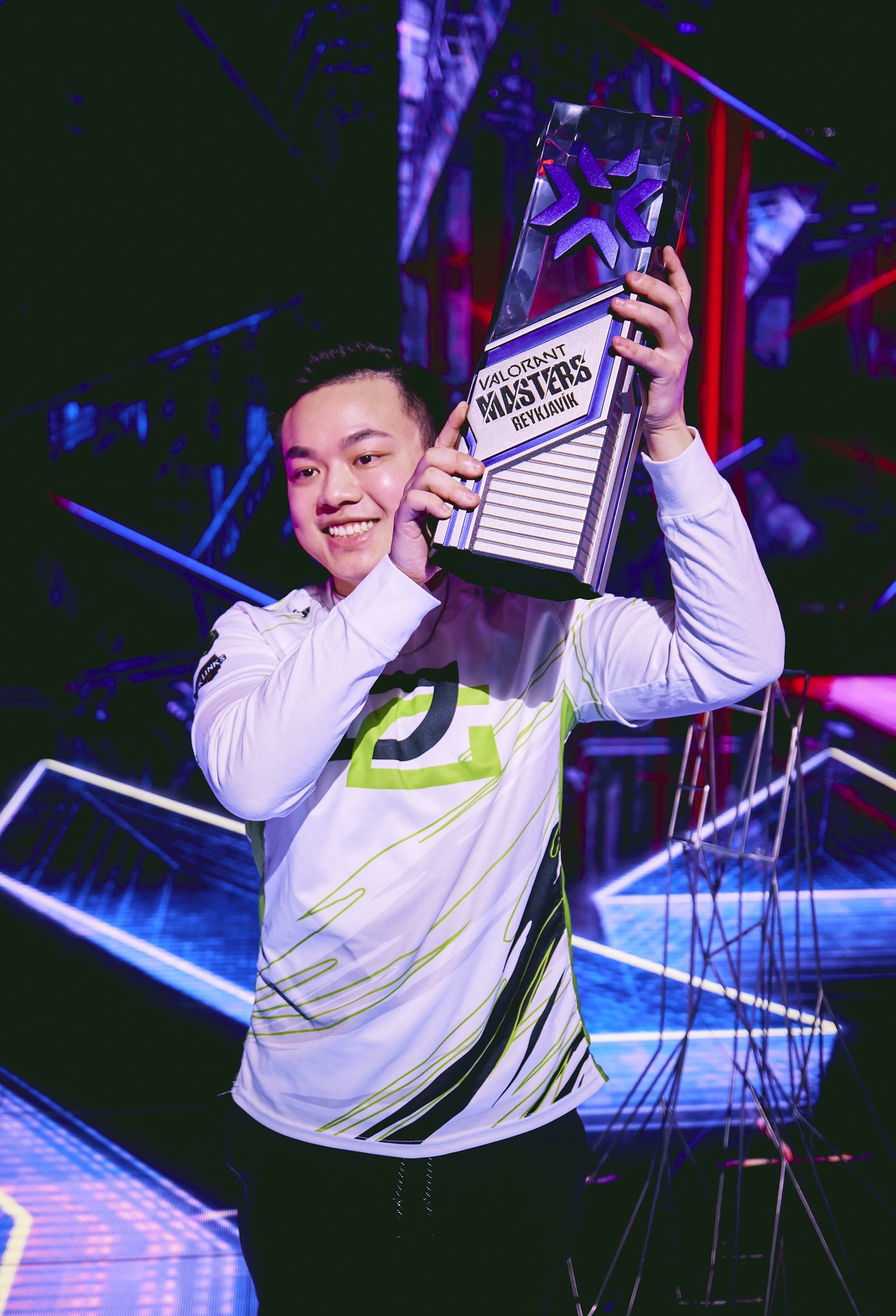 OpTic Victor on Twitter "😭😭😭🏆 https//t.co/ZFmsyGyFvE" / Twitter