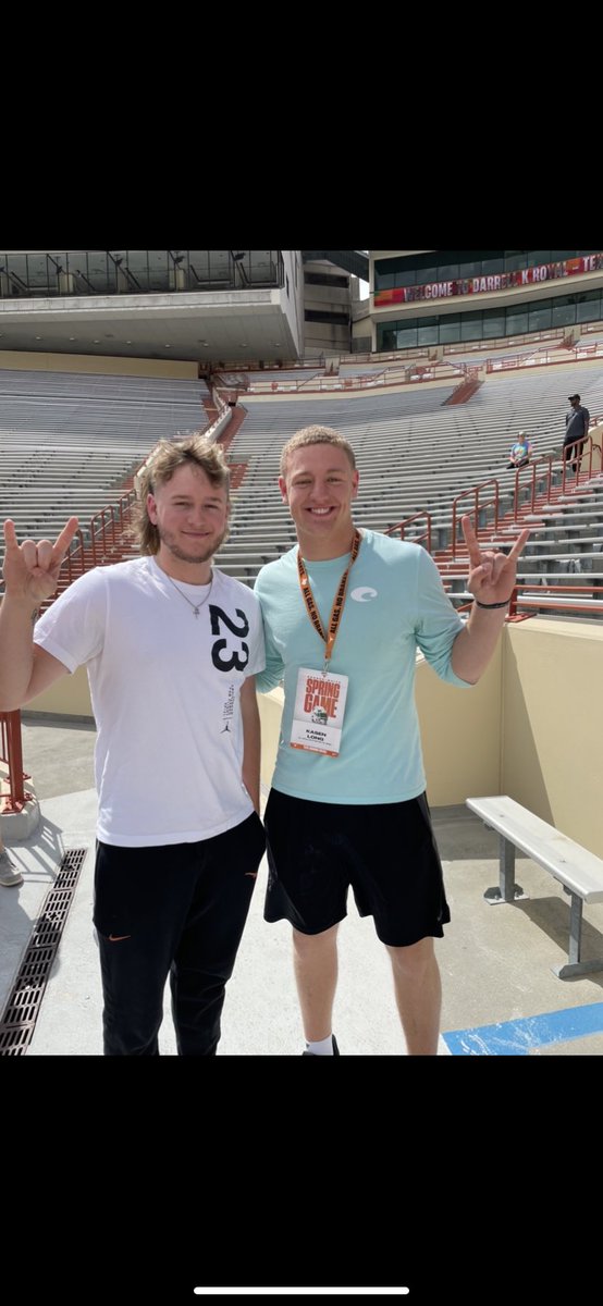 longkasen1's tweet photo. Thankful to be able to attend the @TexasFootball spring game! Had a great time!! Thank you @CoachSark  @KJJFlood @taylor_searels @Max_Solman @TShieldsFB @CoachZoloty @jmjonesUT and the rest of the @TexasFootball staff. https://t.co/CcSLC7Avfb