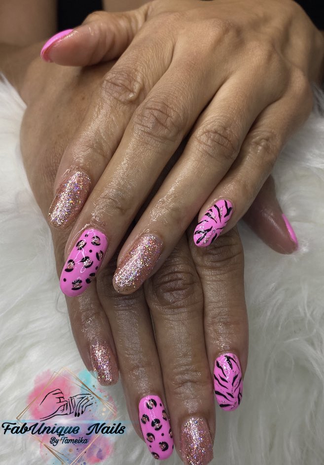FabUnique_Nails's tweet photo. Book me on https://t.co/vtSxhA1M7K

#nails #selftaught #homebased #dmvnailtech #blacknailtech #exploremore #mdnails #bookme https://t.co/2W3C5m399m