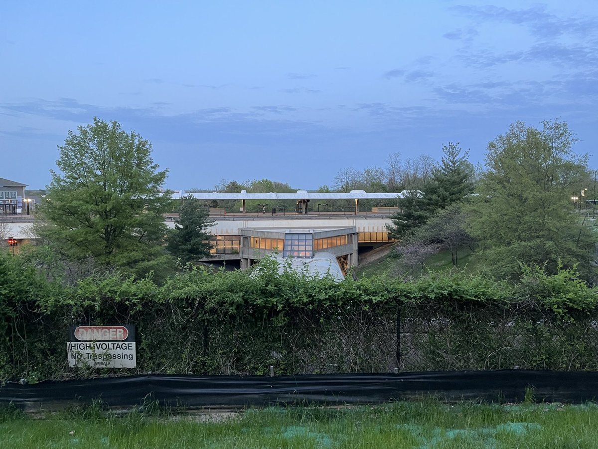 Barred in DC tweet media