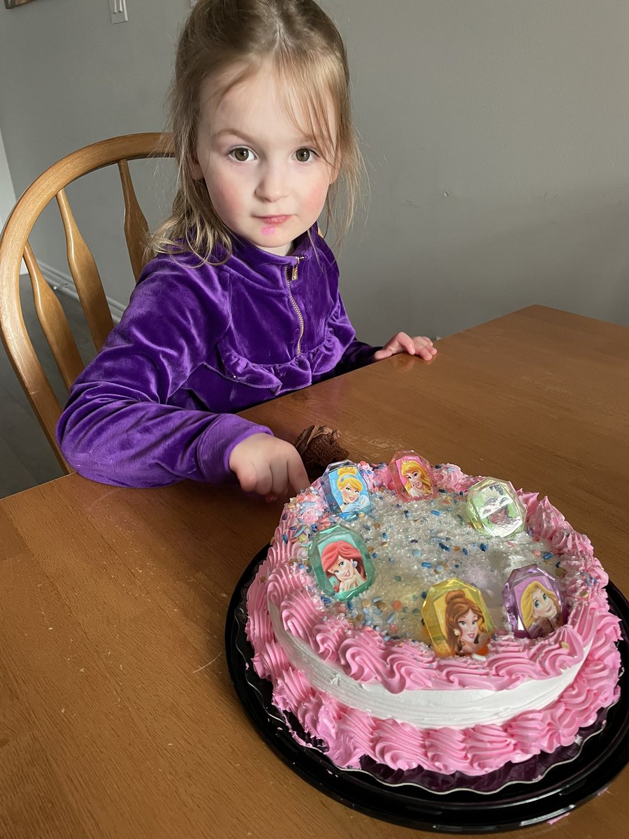 mcslog's tweet photo. Four years old already? What is this absolute nonsense? 😭😭😭 #timeflies #middledaughter #birthdayprincess #thehomebirthineverwanted #itsalongstory 🥰❤️ https://t.co/NkS4mHctwa