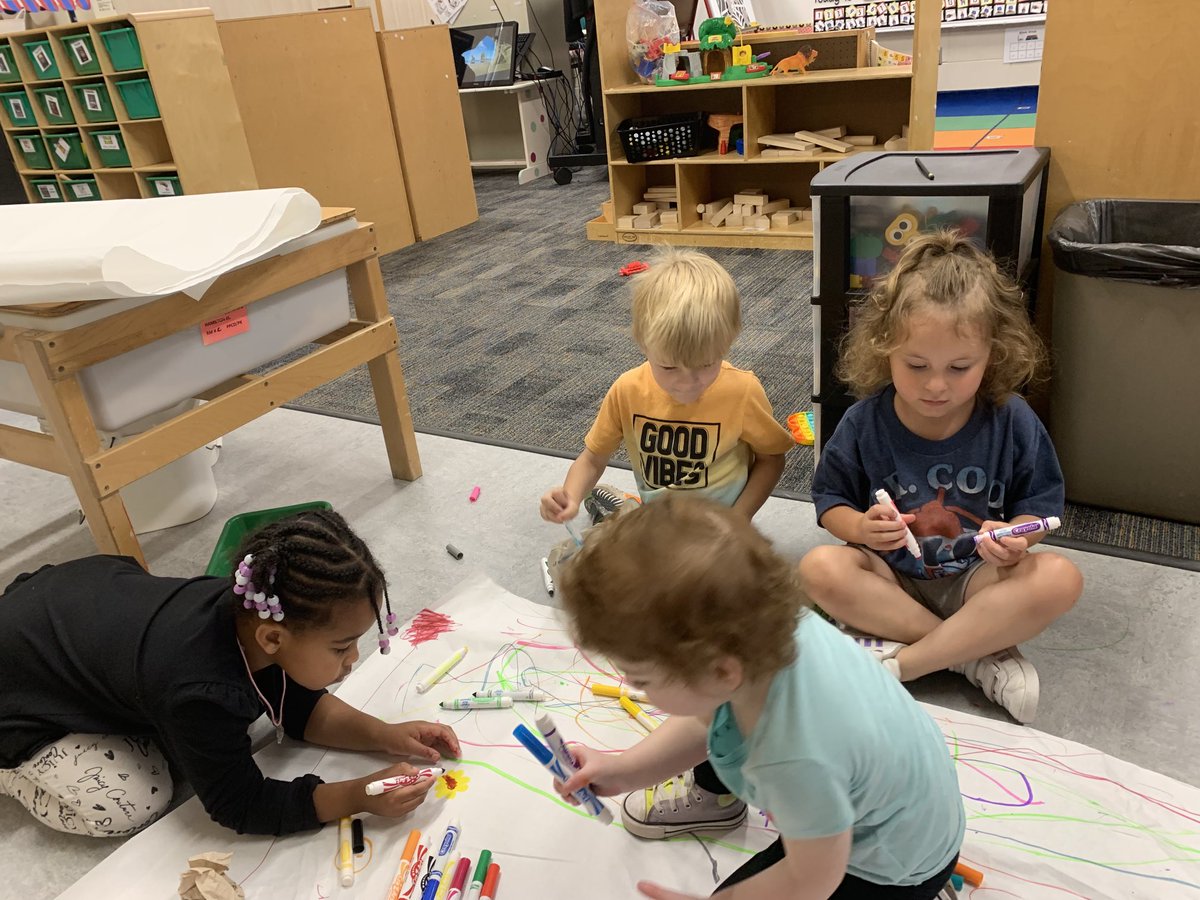 PhillipsECSE's tweet photo. Who doesn’t LOVE getting to design with markers to practice writing?! 😍
⁦@Hamilton_Lions⁩ #hamiltonpride #ecse https://t.co/i7eu3bXb08