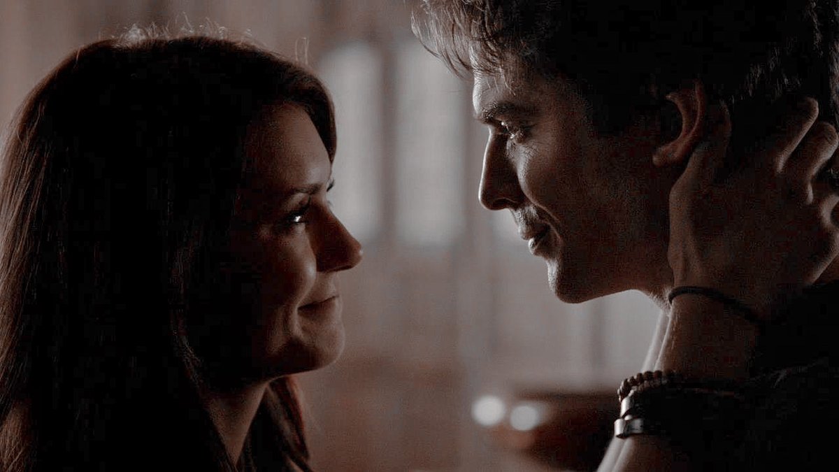 Vampire Diaries Season 5 Elena And Damon Kissing