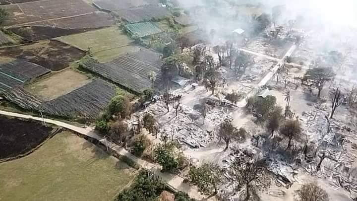 The Irrawaddy (Eng) (@irrawaddynews) on Twitter photo Junta troops raided Inma Village in Sagaing Region’s Chaung-U Township on Saturday, killing a villager and torching more than 70 houses. More than 100 houses have been destroyed in the 150-household village in two junta raids. (Photo: CJ) Junta troops raided Inma Village in Sagaing Region’s Chaung-U Township on Saturday, killing a villager and torching more than 70 houses. More than 100 houses have been destroyed in the 150-household village in two junta raids. (Photo: CJ)