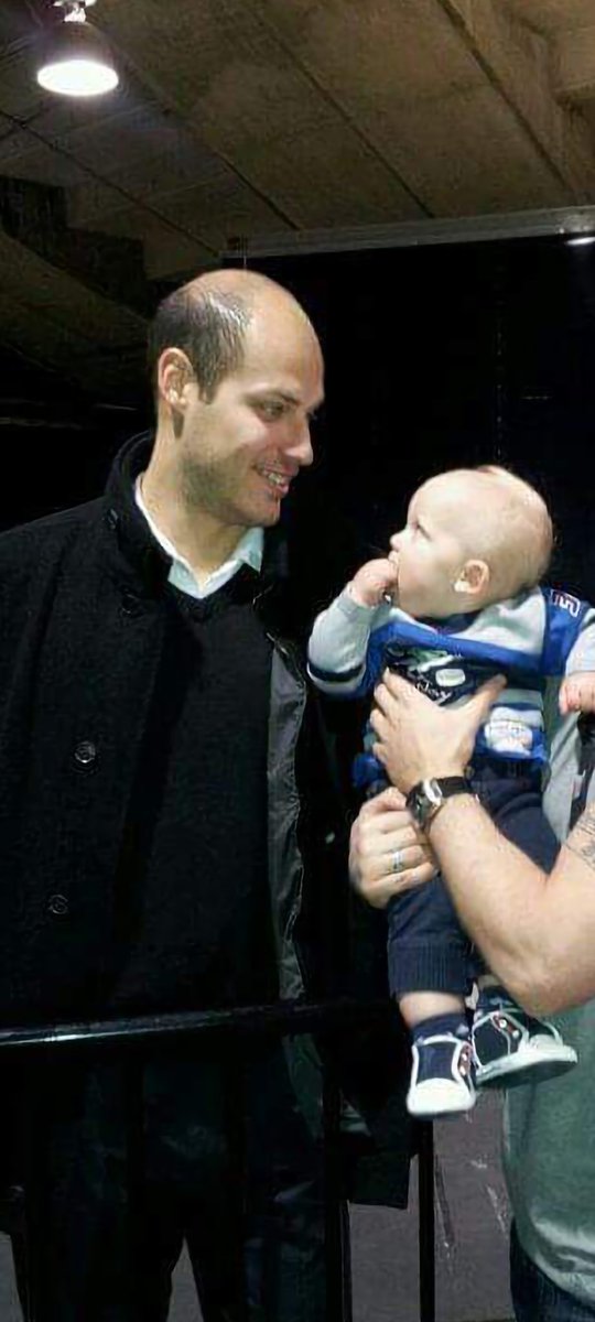 Ben_in_yeg's tweet photo. As Oilers fans, we hated him. As Team Canada fans, we loved him. Such is sports. However, meeting him in person was a great experience & he treated us like gold. Him and my then 8 month old son enjoyed the hair counting contest. Enjoy your final games #Getzlaf #anaheimducks https://t.co/78ZaieMpUo