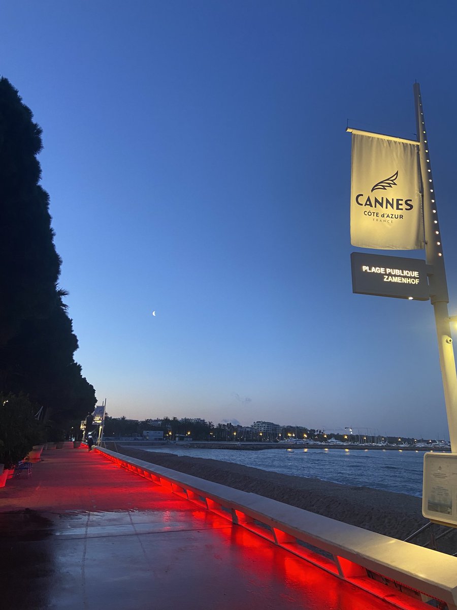 myroques's tweet photo. Bonjour
#Cannes https://t.co/8VLJjRmwHU