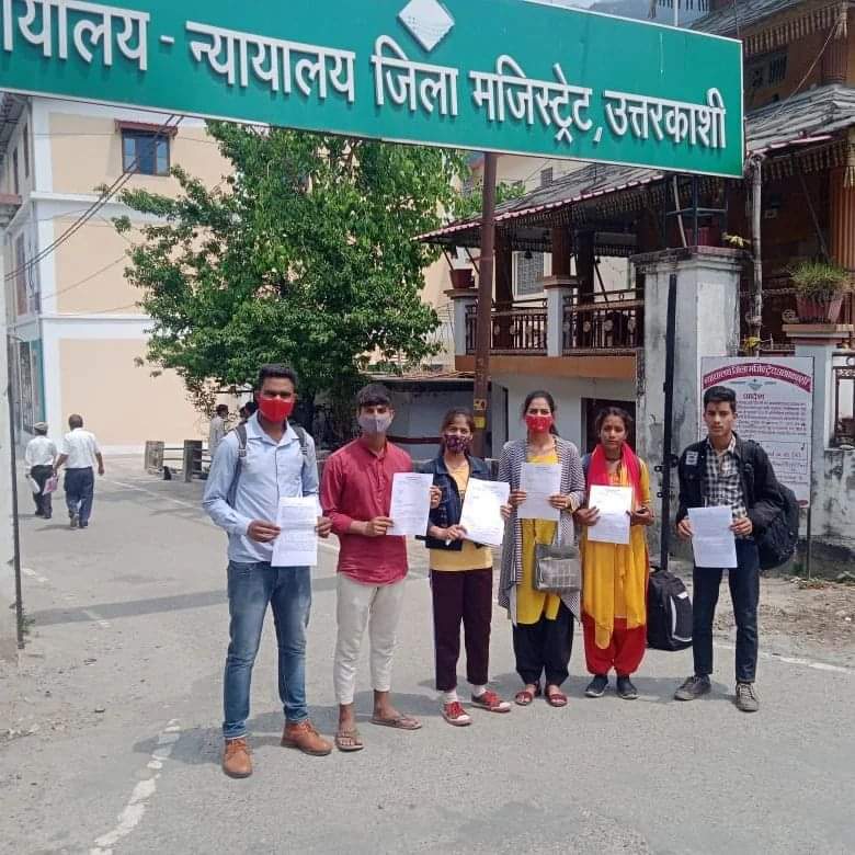 for_ecological's tweet photo. Uttarakhand Youth Network launched 45 days campaign VOICE FOR GREEN EARTH through Meeting with CM, DM( Uttarkashi) and SDM (Dehradun )and submitted the memorandum of campaign followed by Rally, plantation etc. in different districts of Uttarakhand.

#voiceforgreenearth https://t.co/7MMxmDStkk