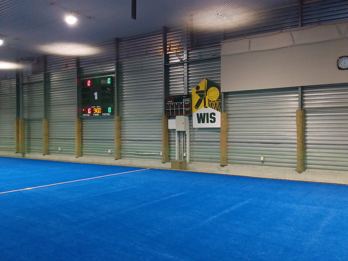 whatthesamhall's tweet photo. First time on court since Feb
#lesshgo #IndoorNetball https://t.co/oq5jNqK8UQ