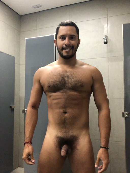 Ivanok21 - 🔴🔴🔴🔴🔴COMO VEN SE ME VE BIEN MI INTENTO DE BARBA❓❓❓❓ https://t.co/3EnZmiPA2L
