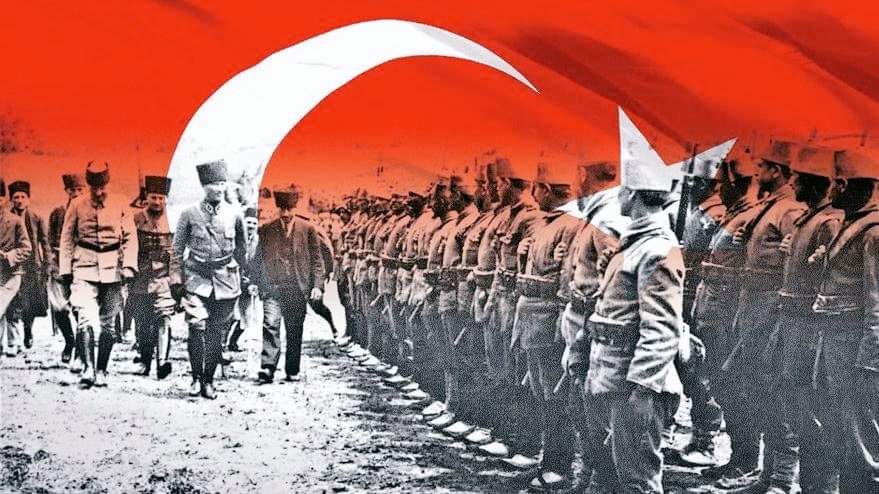 Aciz ve korkak insanlar,
herhangi bir felaket karşısında
milletin de hareketsizliğe sürüklemesini ve bir kenara çekilip kalmasına yol açarlar..!

Mustafa Kemal ATATÜRK 🇹🇷

#AynıRuhlaCanakkale 🇹🇷