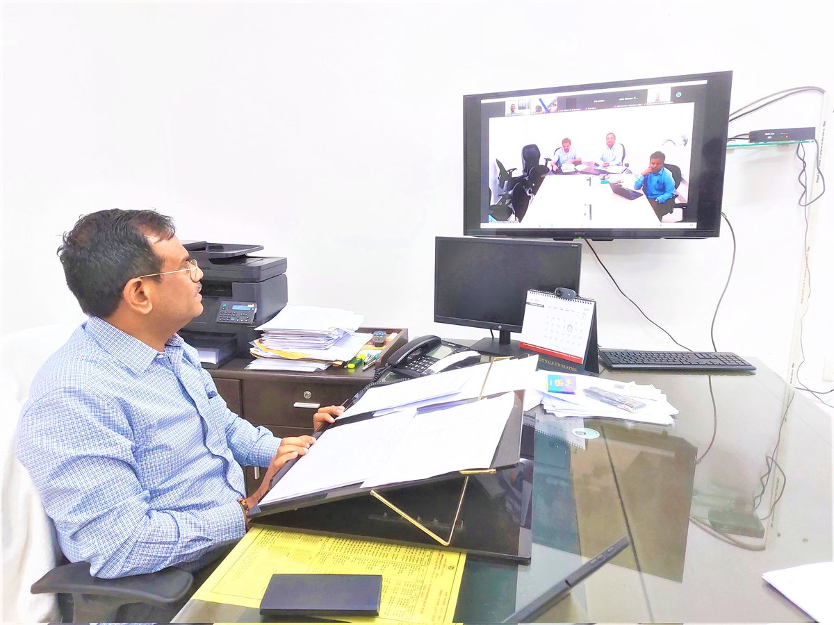 प्रदेश के 20 #ITI में 12 New Age Courses का प्रशिक्षण शुरू करने की हो रही है तैयारी | ड्रोन के प्रशिक्षण के लिए 09 #ITI चिन्हित, भविष्य में ड्रोन के प्रशिक्षण के लिए 25 #ITI को और तैयार किया जायेगा | #DroneTraining #ITIs #NewAgeCourses #TrainingInstitutes