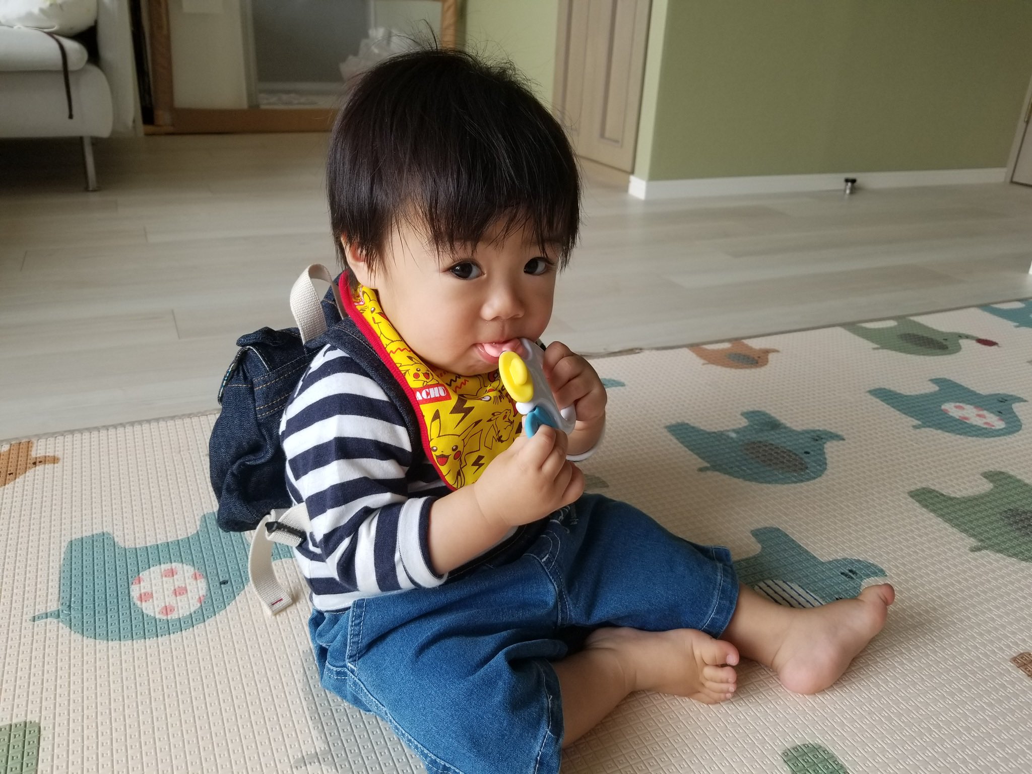 تويتر 人生大いに楽しく على تويتر 昨晩は妻と数年前の写真 や動画 を見ながらワイワイ ちょうど2年位前の息子君 可愛いなぁ もう一度 あの頃の大変さを楽しみたいなぁ 子育ておとーたん 子育て 育児 2y10m T Co Oe9kluzrjj تويتر 人生大いに楽しく على تويتر 昨晩は妻と数年前の写真 や動画 を見ながらワイワイ ちょうど2年位前の息子君 可愛いなぁ もう一度 あの頃の大変さを楽しみたいなぁ 子育ておとーたん 子育て 育児 2y10m T Co Oe9kluzrjj