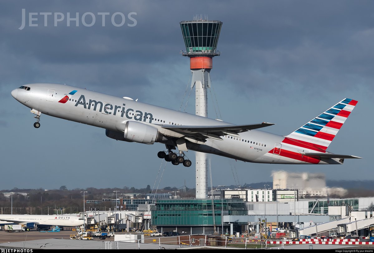 JetPhotos tweet picture