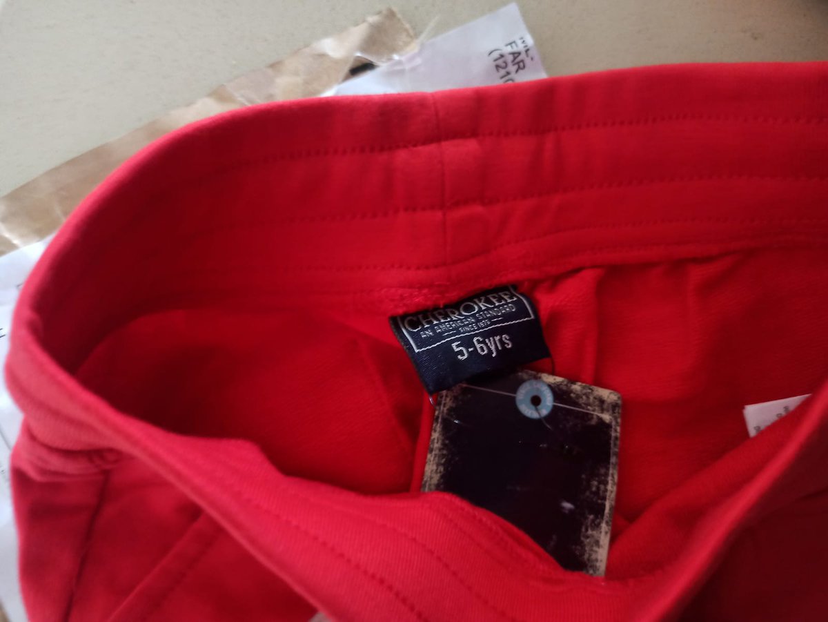 smartec's tweet photo. had ordered pack of two pants and received only one pants, and that too wrong size haven't received the two pants, Order ID 1202062 06272487269303,I have complain multiple times on the app but they are closing without any reason @MyntraSupport @myntra @flipkartsupport @Flipkart https://t.co/whEqR8eTji