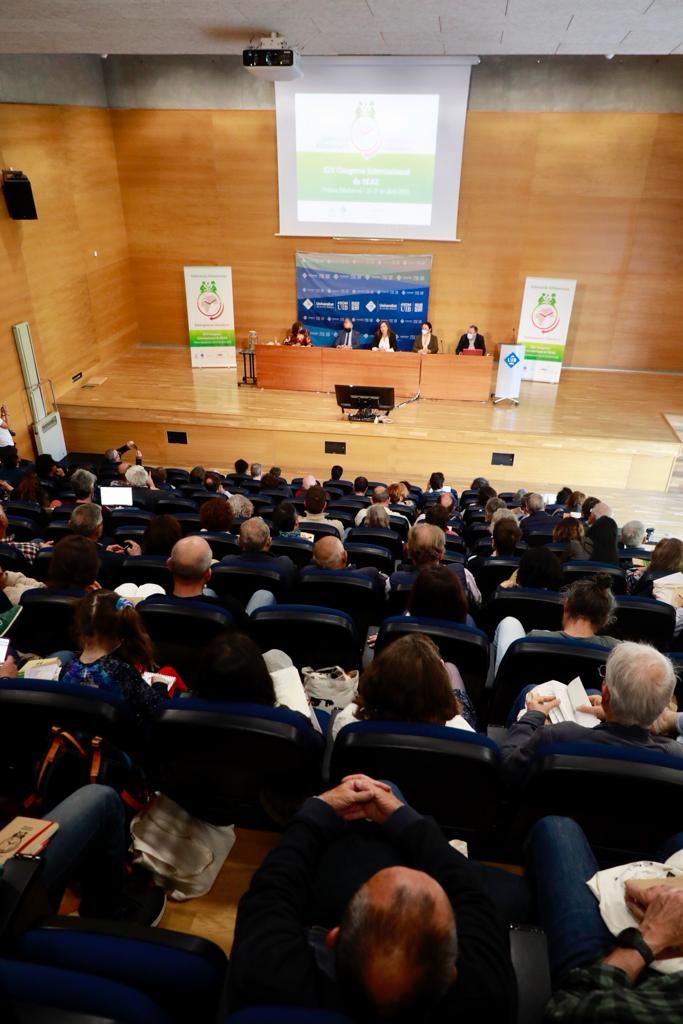 AgriculturaGOIB's tweet photo. 🌿La presidenta @F_Armengol i la consellera De la Concha inauguren el XIV Congrés Internacional @SEAE_Agroecolog 

🍅De la Concha: "Hi ha un creixement exponencial de l'agroecologia a les illes, en HA de cultiu, en incorporacions, i en comercialització»

🔗https://t.co/KHTZOzHcJJ https://t.co/8V1VBpC0XE