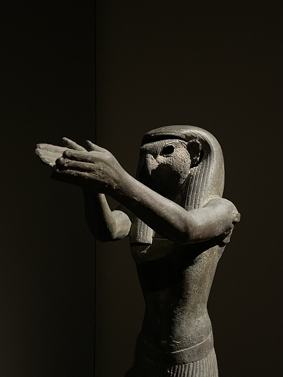 SamuelMartin75's tweet image. Vernissage de l'exposition Pharaon des deux terres au musée du Louvre qui ouvrira au public le 28 avril.