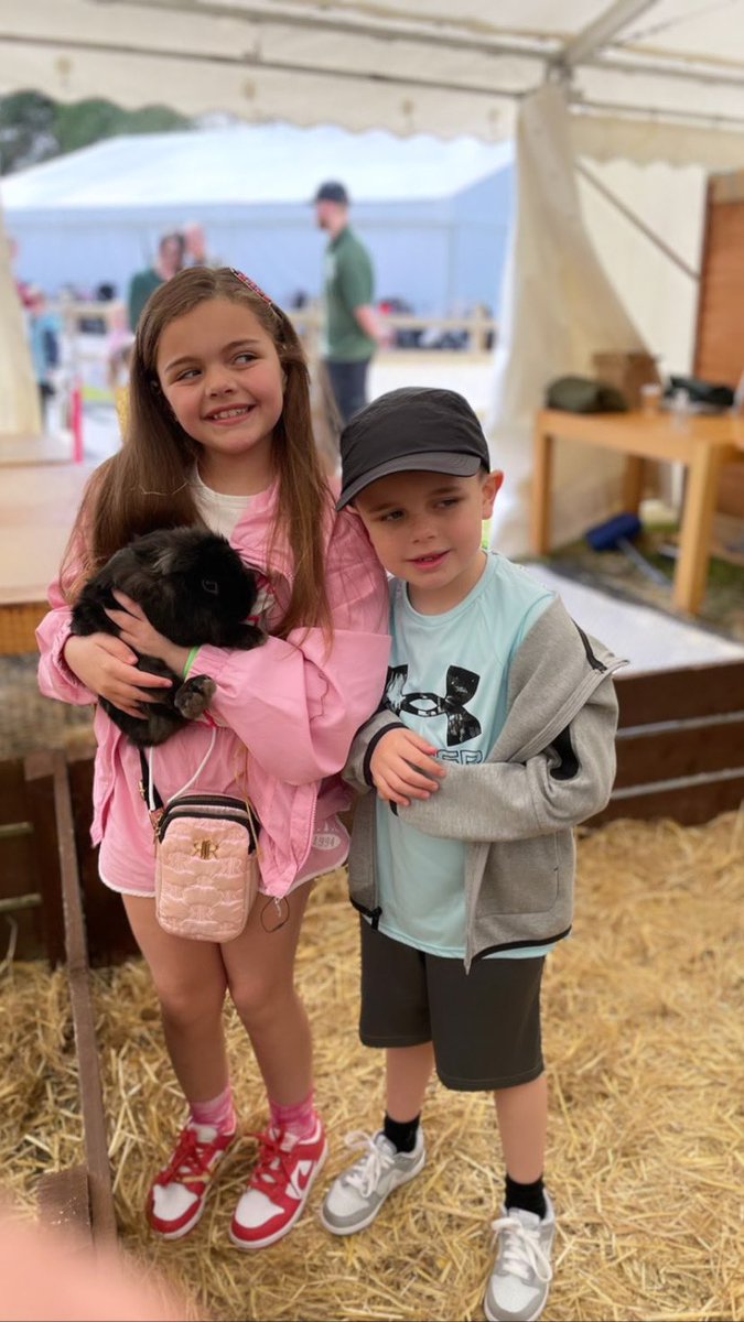 amydean92x's tweet photo. Louis &amp; Nevaeh loved seeing all the animals ❤️🐢🐍🐰 @PCPKangaroos @PCPPenguins https://t.co/du6wxqgNQ1