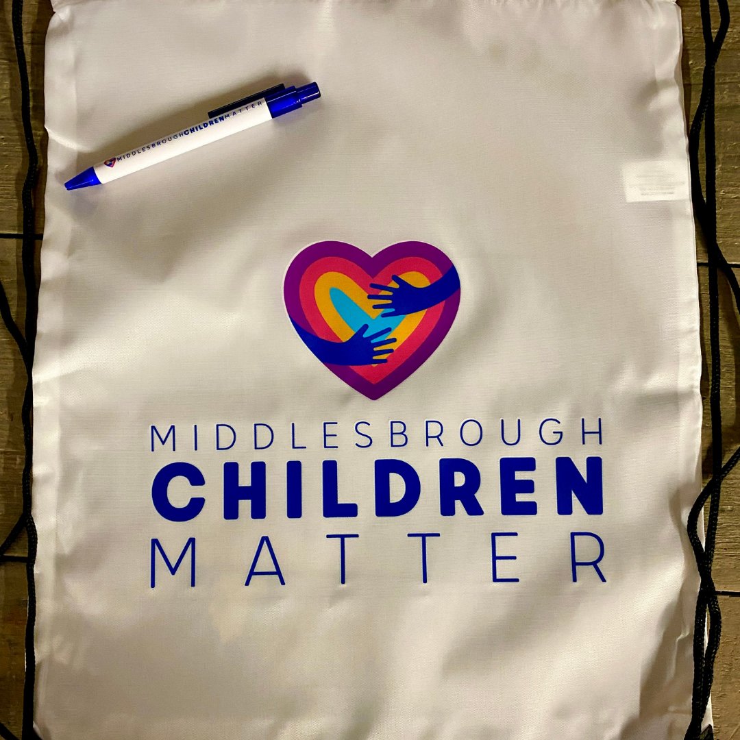 printingmbro's tweet photo. Introducing our Greener range of drawstring bags! 
Our durable bags are made of 100% recycled plastic, contributing to the reduction of plastic waste! 🙌
We also have our organic cotton drawstring backpacks perfect for sporting events &amp; trips with a large main compartment! https://t.co/RWz7X99X1s