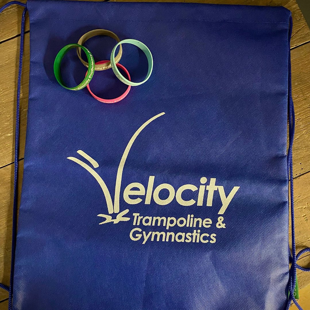 printingmbro's tweet photo. Introducing our Greener range of drawstring bags! 
Our durable bags are made of 100% recycled plastic, contributing to the reduction of plastic waste! 🙌
We also have our organic cotton drawstring backpacks perfect for sporting events &amp; trips with a large main compartment! https://t.co/RWz7X99X1s