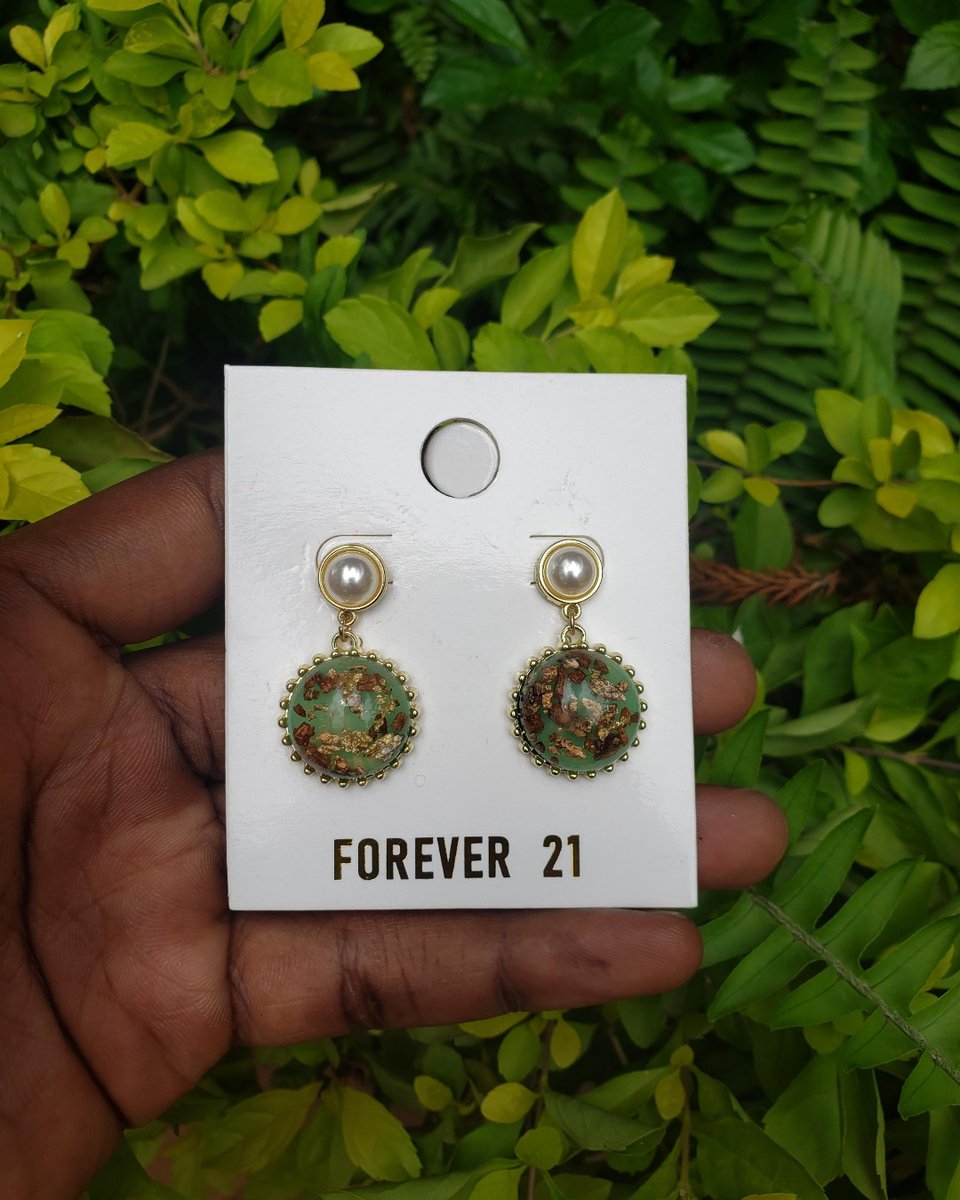 ayaba_accessoir's tweet photo. Disponible 🥰
Prix : 2000
•
•
•
#yaounde #shopping #jewelry #jewels https://t.co/4ShgbQQTzu