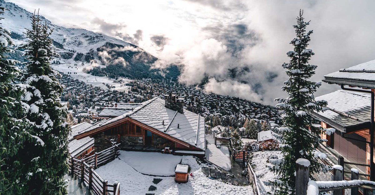 Today were are taking a look at one of Switzerland's flagship resorts ... Verbier!
With an enviable snow record, huge ski area and world renowned Apres @VerbierResorts should be on everyone's bucket list 
snowresort.com/verbier/
