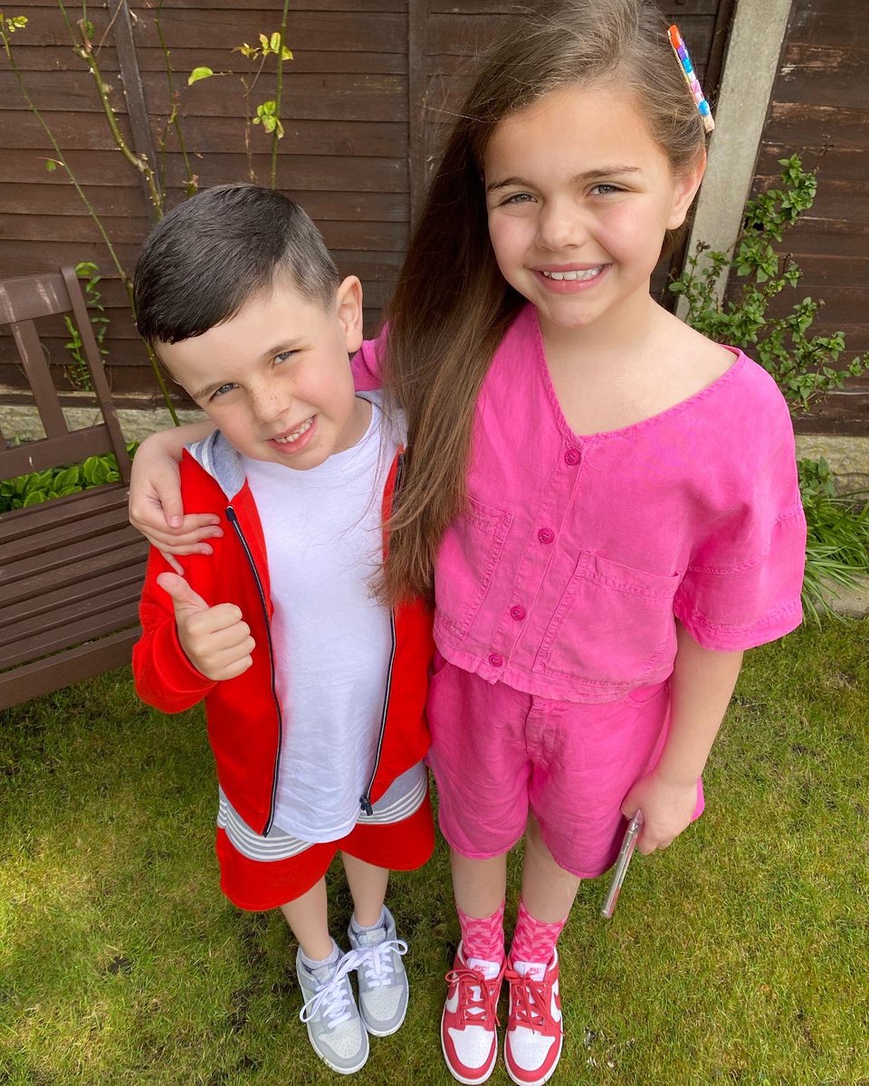 amydean92x's tweet photo. Nevaeh &amp; Louis had a lovely Easter ❤️ @PCPPenguins @PCPKangaroos https://t.co/gpEB51f6R3