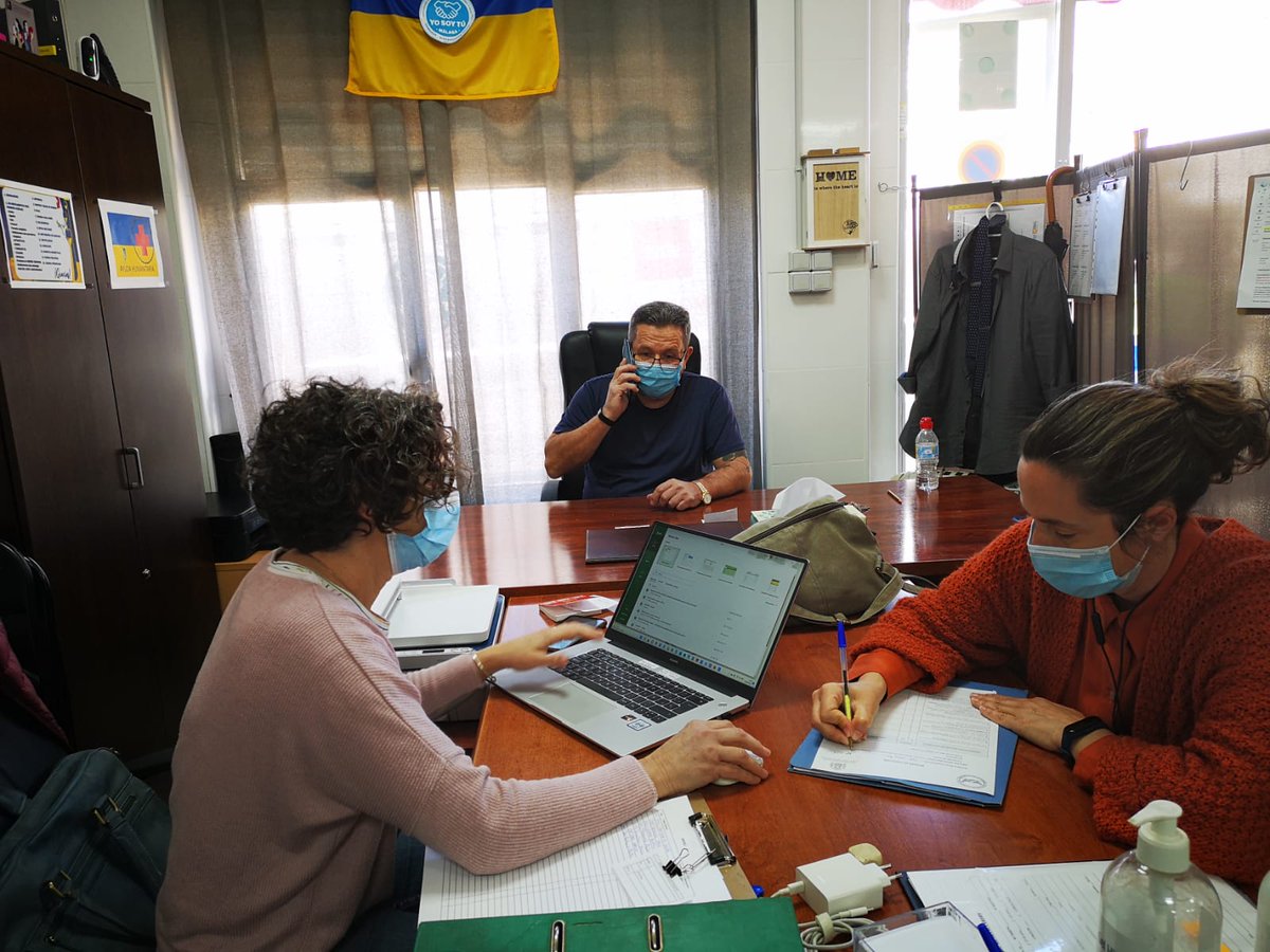 BancosolOficial's tweet photo. Hemos supervisado a la OAR y Centro Benéfico @comedoryosoytu. Controlamos cumplen con los requerimientos del Plan FEAD, FEGA FYH y Bancosol Alimentos. 
Además de comprobar la documentación solicitada a las personas que se han visto obligadas a huir de Ucrania. https://t.co/BUWSMh5lyw