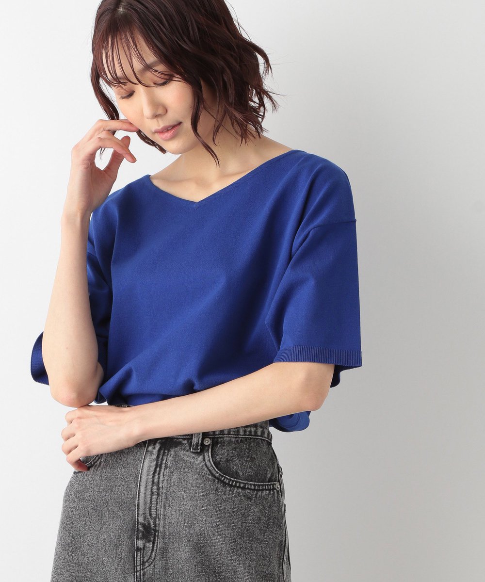 globalwork_twit's tweet photo. カラバリ豊富なVネックプルオーバー🍃
程よいVネックで首周りをすっきりと！

是非お気に入りのカラーを見つけてみてく���さい👀✨

商品はコチラ▶︎▶︎ https://t.co/0xrxZxATH0 https://t.co/64yR4P5zv6