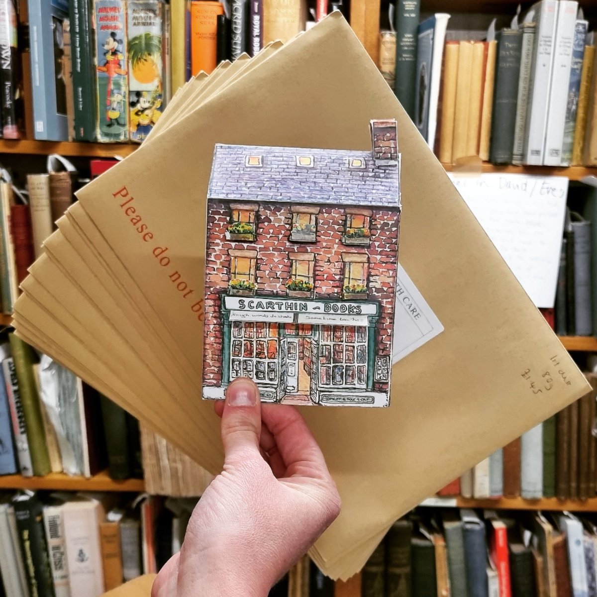 The first batch of orders for the Scarthin Model Bookshop have gone to the post office this morning! 

You can order yours here for £7.99:

scarthinbooksonline.com/products/scart…