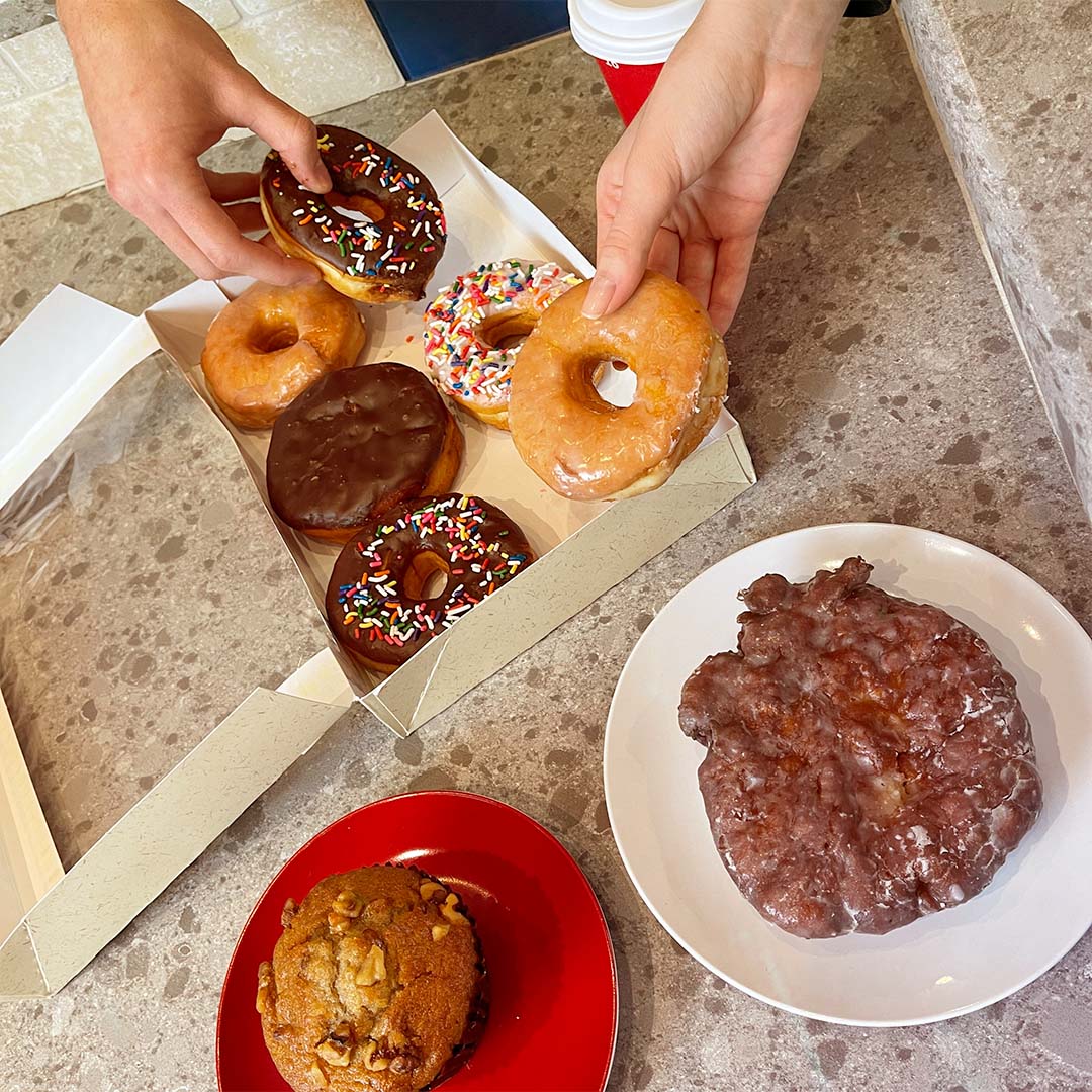 Wawa on Twitter "Sweet dreams do crumb true 😍 Treat ‘em to 6 for 3