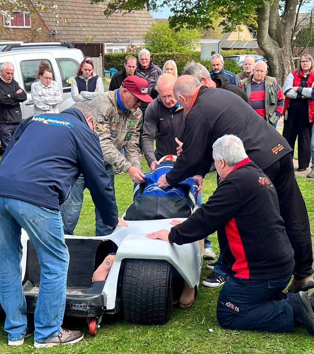 oneninefoursix tweet media