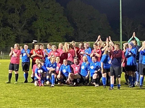 Friday night’s game was a great opportunity to show what #wellerfest is all about. Raising funds and awareness for <a href="/UKALK1/">UKALK+</a> and <a href="/braintumourrsch/">Brain Tumour Research</a> #anyonewithlungscangetlungcancer