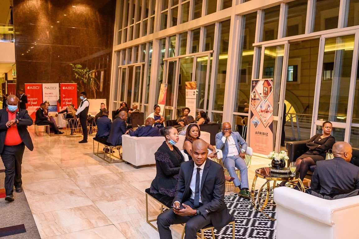 Afribizconstru's tweet photo. Only those who dare to fail greatly can ever achieve greatly.”We are proud to be a part of the success story of the @CollenMashFound and look forward to supporting their work and reaching such milestones in the future.
#cmf10
#telcolink
#collenmashawanafoundation https://t.co/hx8KmEV9U3