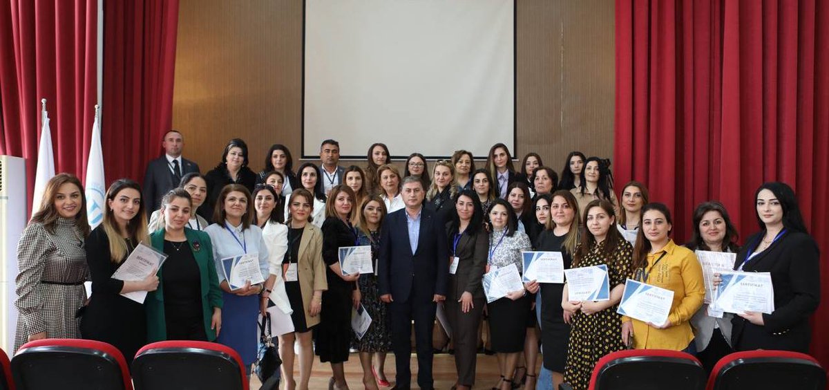 Məktəb psixoloqlarının II ümumrespublika konfransı başa çatıb
#TəhsilNazirliyi #EduAz #Konfrans
bit.ly/3vJT6nh