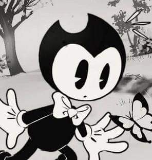 ㅤㅤㅤ
       reader stumbles upon a 
     forest , meeting up with a 
   strange-looking toon demon  
whose distracted by the butterfly . 
     your muse decides to greet 
           him out of curiosity.
          ______________________
ㅤ