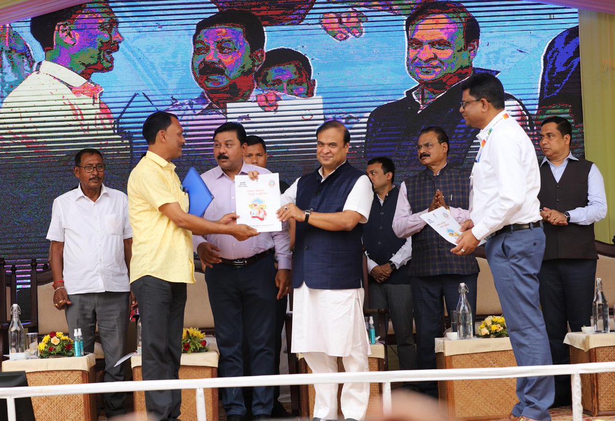 MMS_CMSGUY's tweet photo. Few glimpses of launching of the scheme "Setting up of Rural Godowns at 110 locations under CMSGUY" by Hon'ble Chief Minister of Assam Himanta Biswa Sarma at Amingaon on 21st April 2022 with total outlay of Rs. 39 Crores. https://t.co/kB7jwfbTfj