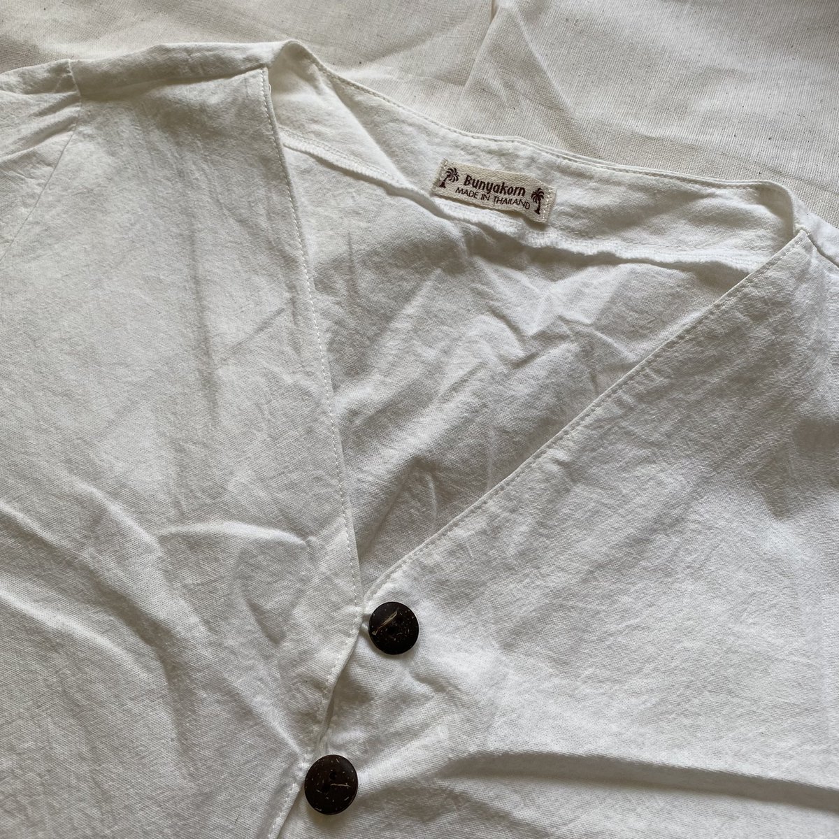 yellowishapp's tweet photo. เสื้อครอปผ้าฝ้าย ผูกโบว์ตรงปลาย ใส่ไปครั้งเดียว อกประมาณ 34-38” ค่ะ ส่งต่อ 150 รวมส่งค่า #ส่งต่อเสื้อผ้ามือสอง #ส่งต่อเสื้อผ้า #เสื้อผ้ามือสอง #เสื้อผ้าเกาหลี #ส่งต่อเสื้อผ้ามือ2 #ส่งต่อเสื้อผ้ามือสองสภาพดี #ส่งต่อเสื้อผ้ามือสองราคาถูก #ส่งต่อเสื้อผ้าราคาถูก #ส่งต่อ https://t.co/3xf9DY4ZLo