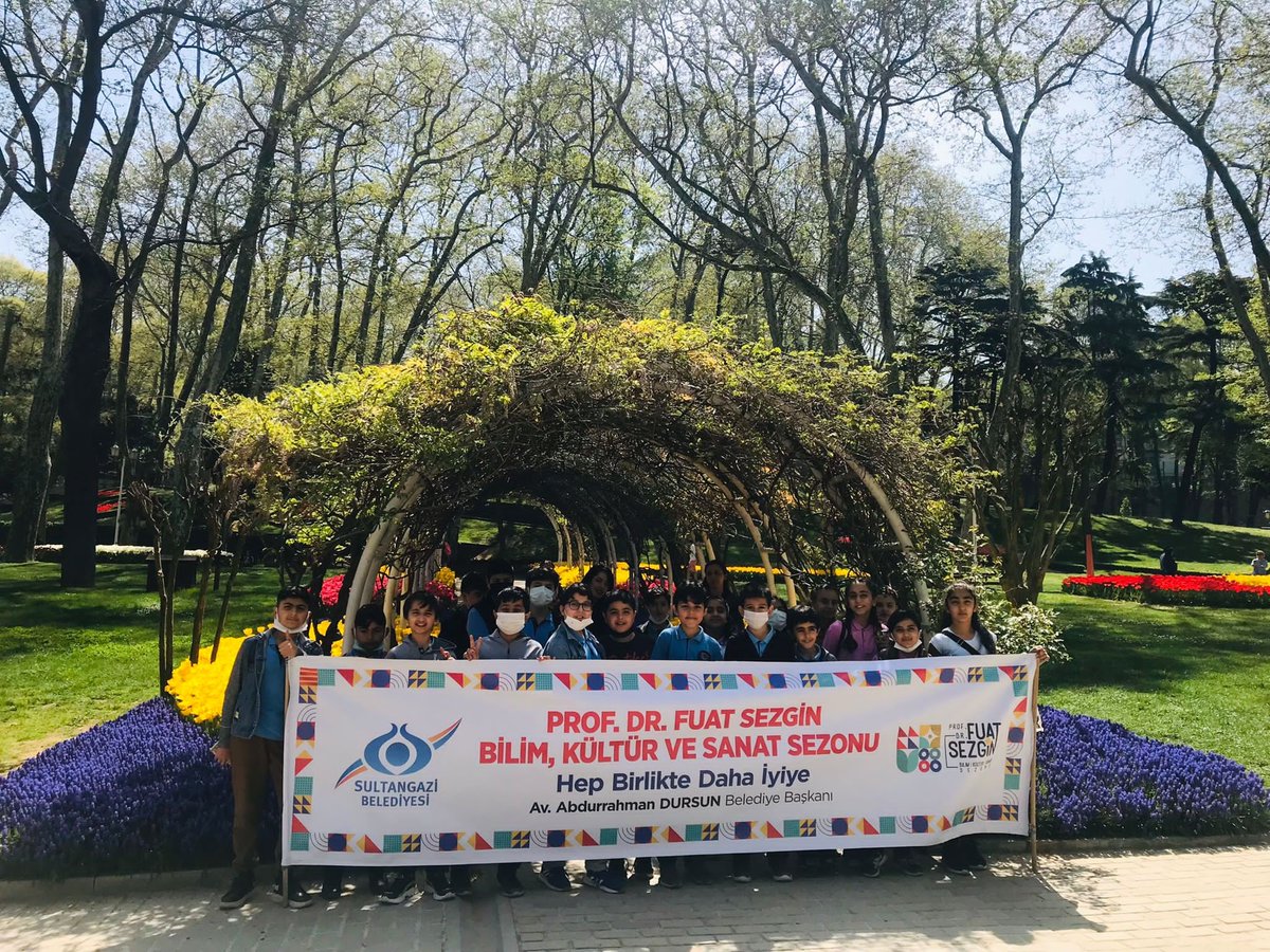 İslam Bilim ve Teknoloji Tarihi Müzesi'nin bugünkü ziyaretçileri, Şehit Vedat Barceğci Ortaokulu öğrencileri oldu 🚍