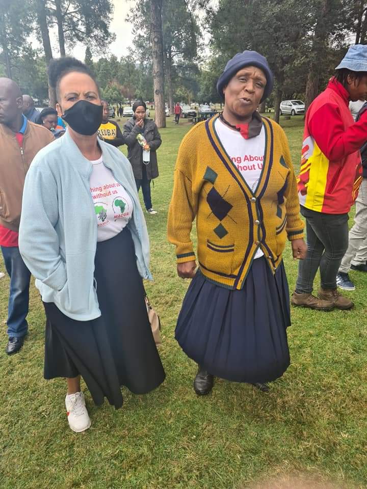 macua_sa's tweet photo. Mining Affected Communities and the working class society find themselves in a vicious cycle of economic insecurity, especially since the start of the Covid-19 pandemic. @SAFTU_media @londonmining @Numsa_Media @GIWU_SA @SAfmRadio @PresidencyZA https://t.co/RUHnqtCXKt