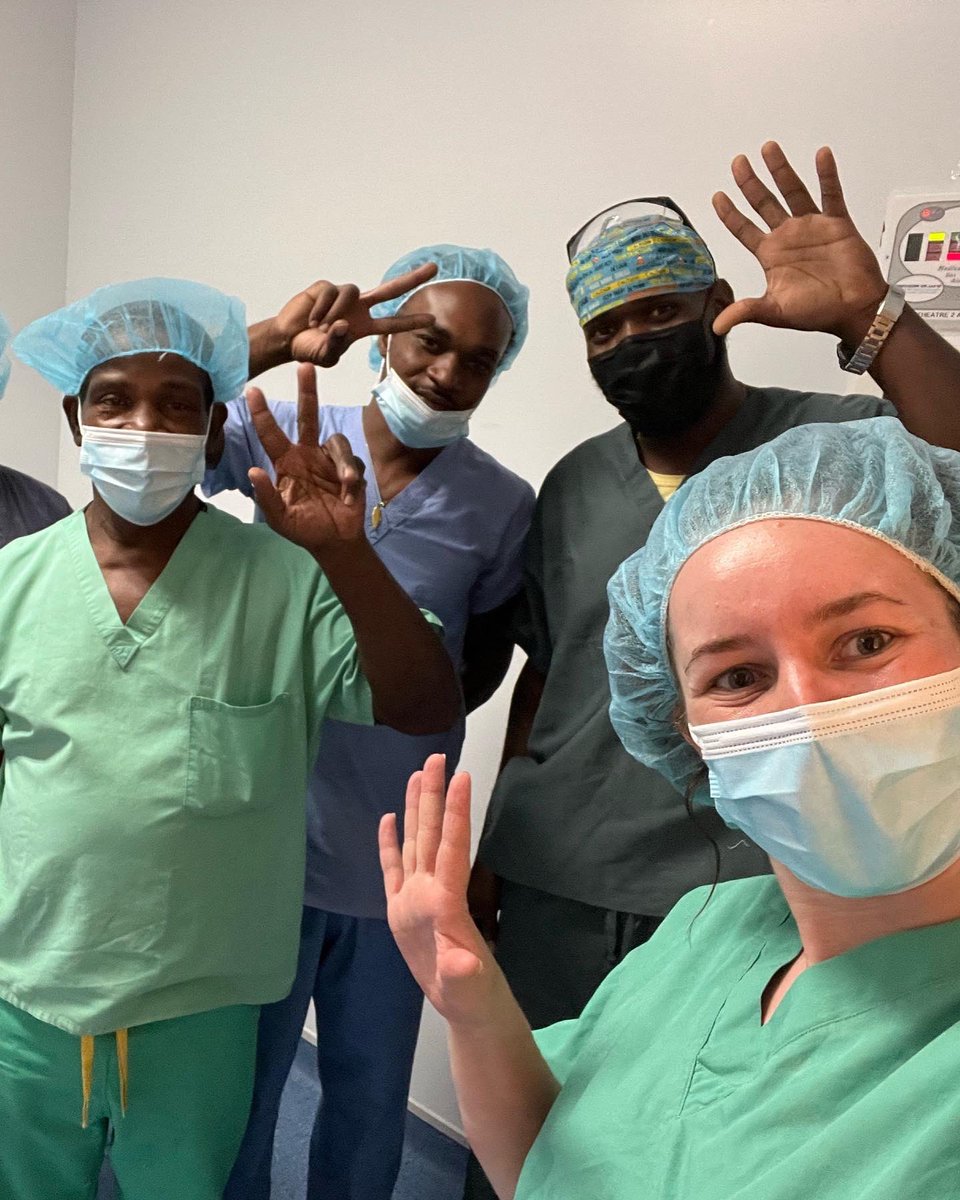 Chloé Scott tweet media