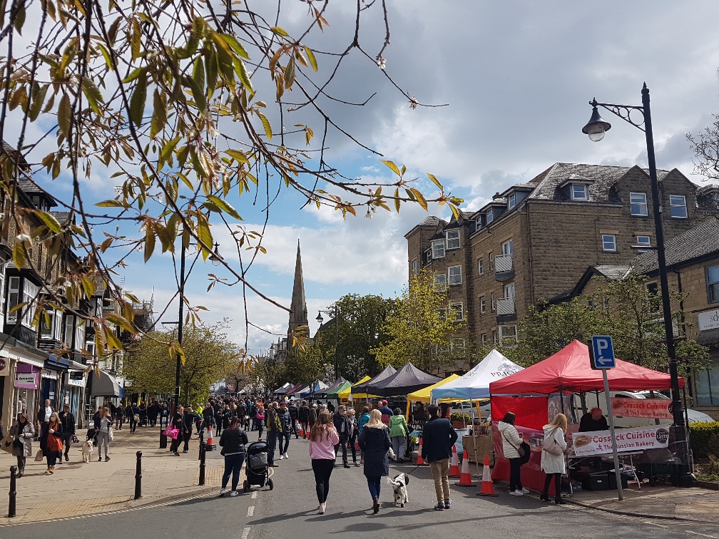 RealFoodIlkley's tweet photo. ILKLEY - it's market week!
We're looking forward to a fabulous market this Sunday. 1 May, The Grove, Ilkley, 10-3pm
Stallholder list coming soon!
#loveyourlocalmarket #bankholidayinyorkshire #yorkshire #thingstodoinyorkshire #ilkley @ilkleychat @ilkleygazette https://t.co/NhSdm9C7xk