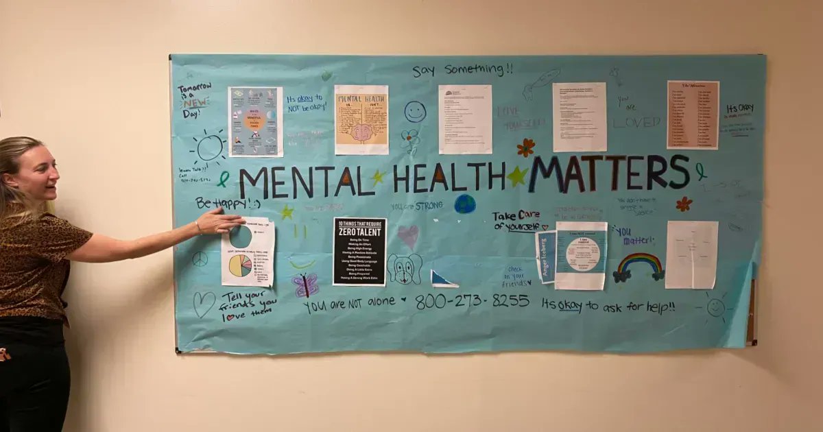 evelienverschro's tweet image. Relationships are based and built within the communities f schools. What is the effect of relationships on the results of students? How can we measure success in a new way! #bobip #education #realtional_position buff.ly/3wLS10K