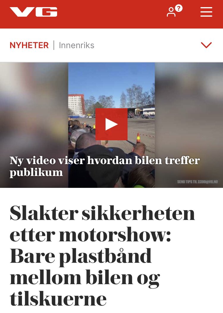 … og der fikk bil-fansen oppleve hvordan det er å være myk trafikant i trafikken. 
De er heldige som fikk kjegler og plastbånd kontra litt maling.