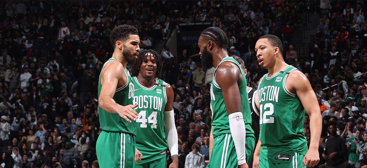 TTsamourai's tweet photo. @Bballforeverfb Or, only team in the 2022 playoffs Unbeaten: https://t.co/VtQK5VUSEP