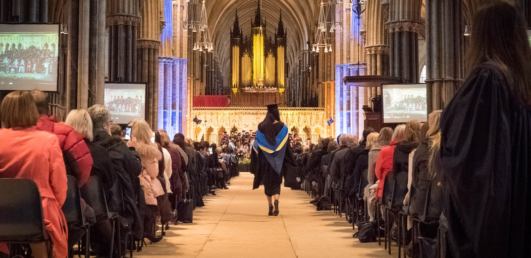 We can't wait to celebrate with you all this week! 🎓

We hope you have an amazing time graduating with your friends and family. 💙 #UoLGrad
