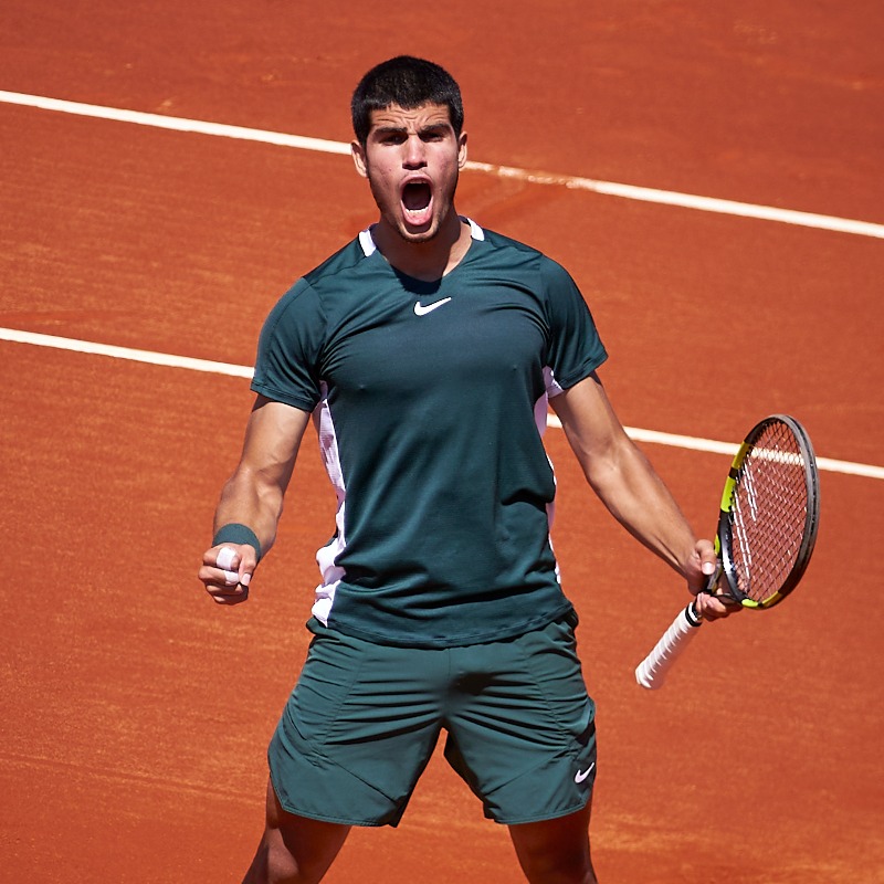 ATPTour_ES's tweet photo. Así amanece el Ranking ATP 📊

1⃣ Djokovic
2⃣ Medvedev
3⃣ Zverev
4⃣ Nadal
5⃣ Tsitsipas
6⃣ Berrettini
7⃣ Ruud
8⃣ Rublev
9⃣ Alcaraz *
🔟 Auger-Aliassime

* chico nuevo en la oficina