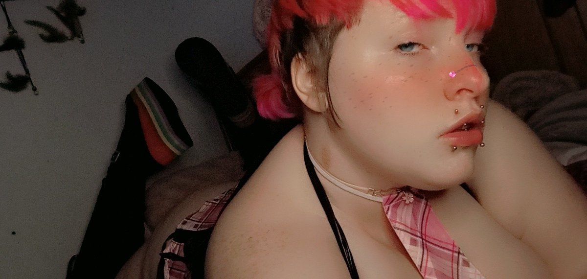 AlphasWittle's tweet photo. Hi Daddy/Mommy please use me 🥵😍🤤 https://t.co/EA6pA1eHbm