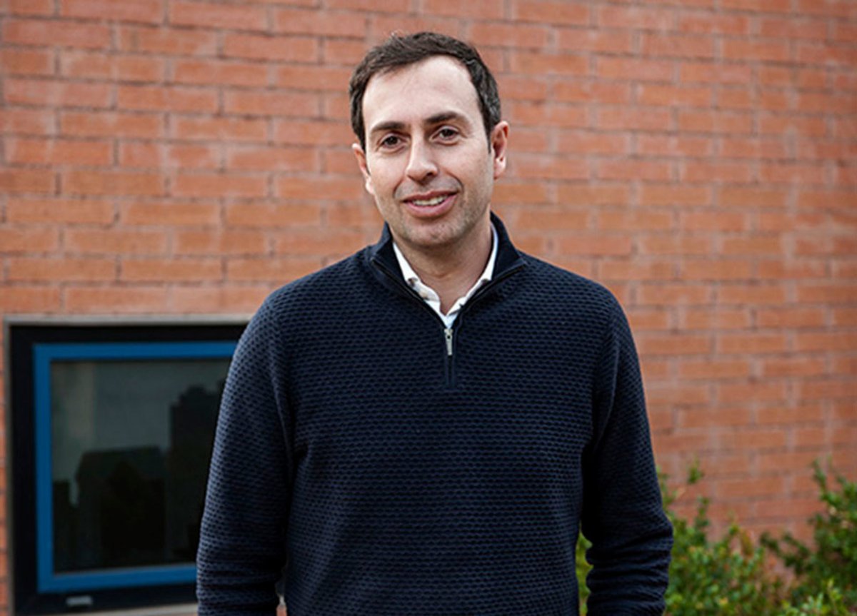 EFEverde's tweet photo. El consumo por suscripción, ¿aliado del planeta? Nos lo cuenta @AnaTMatilla en una entrevista con el cofundador y CEO de @Simplr_io,  Ángel Bou, que recuerda a las empresas que no basta con plantar árboles para ser sostenibles.
#desarrollosostenible https://t.co/bUYFePBknr