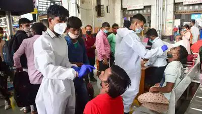 YTEReports's tweet photo. #MintPlainFacts | Covid-19 infections are again on the rise in India, primarily in and around Delhi. A new sub-variant of Omicron, BA.2.12, and its sub-lineage BA.2.12.1, are said to be responsible for the spike.
#yourtopic
#COVID #CoronavirusUpdates
#covidinindia https://t.co/HuPkM4EG00