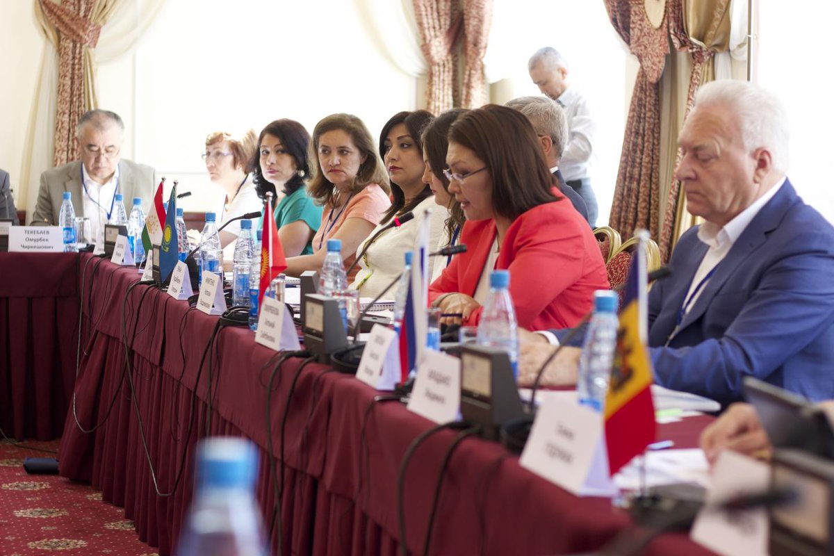 eval_gpf's tweet photo. #EvalPartners10Years: The establishment of the Global Parliamentarian Forum for Evaluation has been an important milestone in the movement. Great memories were made at various conferences including the Global Evaluation Forum in Nepal in 2015 and #EvalColombo in Sri Lanka in 2018 https://t.co/KWgfJRDWzz